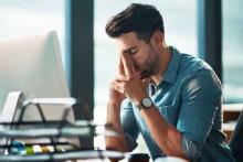 اگر مدام به صفحه تلفن همراه و رایانه خیره می‌شوید، بخوانید