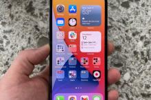 اپل در جایگاه برتر بازار تلفن همراه