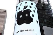 اپل در شرف سه تریلیون دلاری شدن