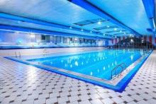 مسمومیت ۳۴ نفر در یکی از استخرهای کرمانشاه