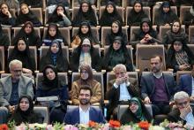 نباید استفاده از بانوان در مدیریت‌ها در حد حرف و شعار باقی بماند