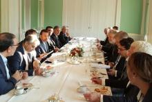 از تجربیات شرکت‌های سوئدی در زمینه‌ی تولید و سرمایه‌گذاری مشترک در راستای منافع طرفین استفاده می‌کنیم