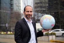 چرا مدیر ایرانی اوبر در برابر گوگل کوتاه آمد؟