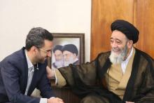 امام جمعه تبریز خطاب به آذری جهرمی: حضور موثر شما در فضای مجازی باعث ارتباط بهتر با مردم شده است/ ارتباط نزدیک با جوانان در فضای مجازی سخت، ولی تاثیرگذاری آن زیاد است