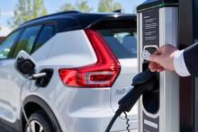 مهلت ثبت&zwnj;نام مرحله اول خودروهای برقی تا 18 اردیبهشت ماه