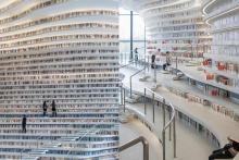 کتابخانه‌ای با 1.2 میلیون کتاب!