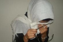 یک کلاهبردار اینترنتی سر همسر موقتش را هم کلاه گذاشت