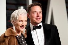 مادر ایلان ماسک