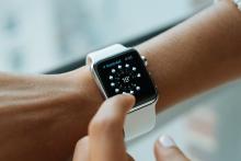 اپل عنوان برترین فروشنده پوشیدنی‌های هوشمند را از شیائومی پس گرفت