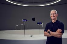 معرفی هدست پرو ویژن اپل در جریان کنفرانس خبری