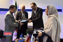 تقدیر سندیکا/ اتحادیه صنعت مخابرات ایران از "سیتنا و نسل چهارم" بابت حمایت‌های رسانه‌ای از نمایشگاه تلکام پلاس 98