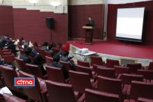 برگزاری کارگاه‌های آموزشی در حاشیه‌ی اولین روز از نمایشگاه تلکام پلاس 98 (+تصاویر)