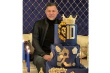 واکنش کاربران به تزئین و رنگ کیک تولد ۵۲ سالگی علی دایی