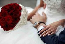 اقدام تاسفبار عروس و داماد فقط بخاطر یک شکلات!