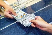 بخشنامه رسید/ فروش ارز مسافرتی رسماً آغاز شد