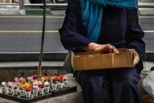 دست‌فروشی زنان