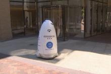 کنار گذاشته شدن ربات امنیتی به دلیل آزار افراد بی‌خانمان