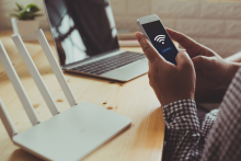 افزایش ضریب نفوذ اینترنت سیار و کاهش ضریب نفوذ اینترنت ثابت در سه ماه دوم سال جاری