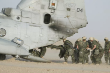 فروش اینترنتی اطلاعات نظامیان آمریکا