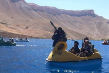 هشدار طالبان به نیروهایش: «خوش‌گذرانی بیش از حد» نکنید؛ سلفی هم نگیرید