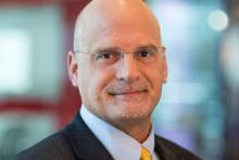 استراتژیست بلومبرگ: قیمت بیت کوین به ۱۰۰,۰۰۰ دلار خواهد رسید!