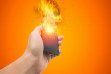 خانم معلم اهوازی در انفجار موبایلش کشته شد!