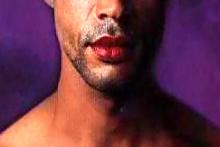 پسر جوان برای زن شدن خودش دست به کار شد!