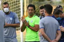 فرهاد مجیدی لیست خرید داد