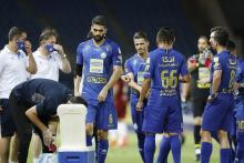 می‌ترسند برای استقلال پنالتی دوم را بگیرند!