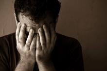 خودم را به بی غیرتی زده بودم/ زنم به راحتی از قرارهای عاشقانه با مردها می گفت