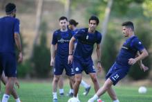 درخواست فکری از بازیکنان در تمرین استقلال