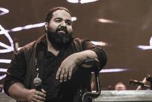 هشتگ رضا صادقی؛ احمق‌ها را معروف نکنیم!