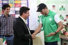 قلعه نویی و گل محمدی؛ کم گل ولی جذاب