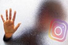 لایو غیراخلاقی با دختران کم سن و زنان متاهل