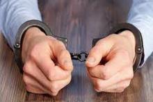 عکس های برهنه زنان برای مرد لباس فروش دردسر شد