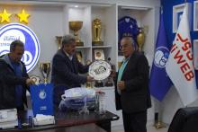 مظاهری با احساسات هواداران استقلال بازی کرد