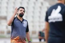 حمله تند یک استقلالی؛ نمی&zwnj;خواهم زالوها به پسرم بچسبند