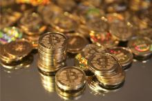 سقوط ازاد بیت کوین نزدیک است؟