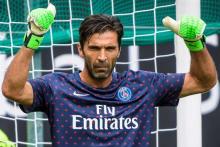 ادامه ماجراجویی‌های بوفون در فوتبال