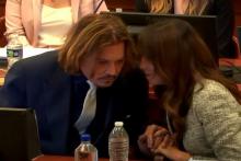 رابطه عاشقانه و بیشتر از وکیل و موکل جانی دپ با وکیل جوانش