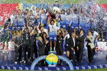 چالش ۱۰ سال قبل برای استقلال؛ روز‌های ابری، شب‌های روشن