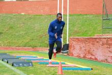 گونچالوز رسید، آقای ایکس در قوطی شفر