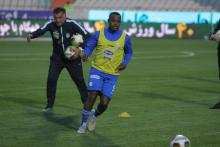 با یادآوری تجربه تلخ جدایی تیام، بند قرارداد، پابند پاتوسی!