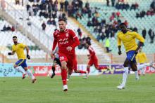 تشویق خاص استوکس توسط هواداران/درگیری لفظی قلعه نویی با داور