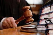 محاکمه مردی که دوست خود را به خاطر تعرض به دختر نوجوانش کشت