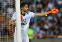 گلر استقلال: از این همه ناحقی خسته شدیم