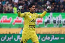 حسینی با استقلال سه ساله تمدید کرد