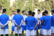 استقلال جای آزمون و خطا نیست