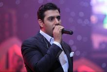 پست انتقادی احسان خواجه امیری و پاسخ جالب محمد اصفهانی