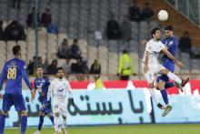 خط و نشان کریمی: آن آقا به استقلال برگردد من و بقیه بازیکنان نیستیم